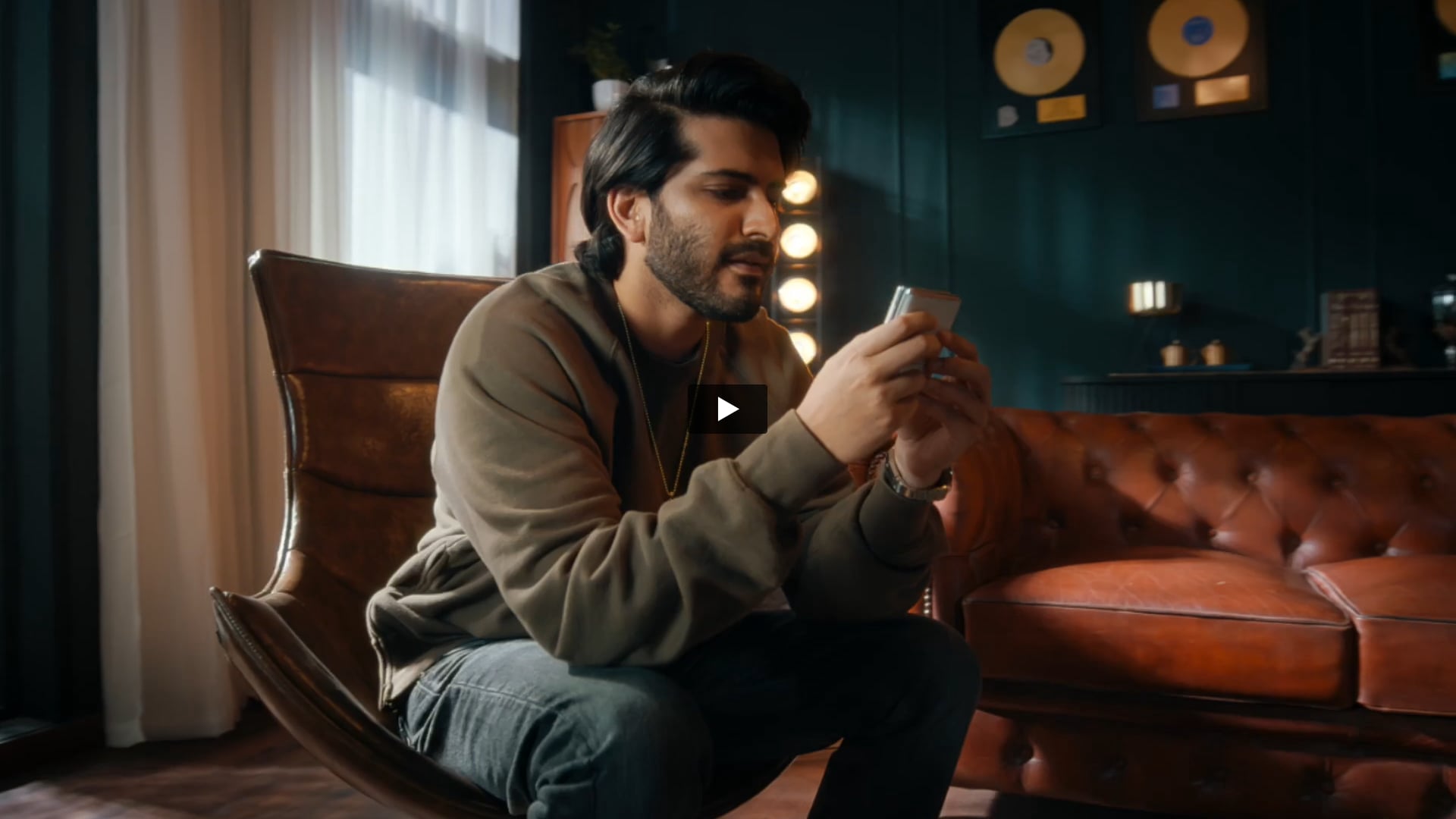 Oppo N3 Flip 5G - Snap For Style, Tap For More | Director by Harsha  MG