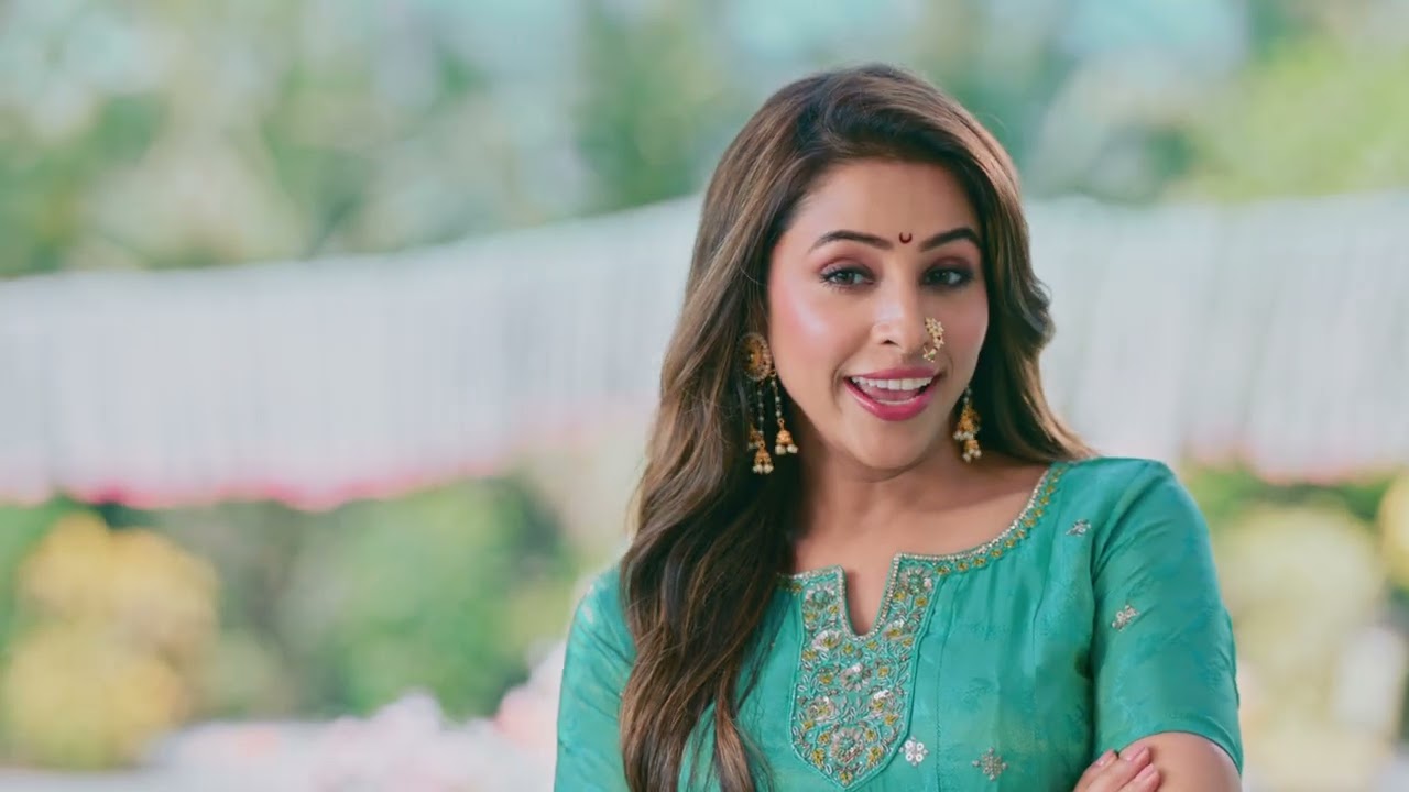 Everyuth Naturals - Golden Glow Peel Off Mask | DIT by Abhishek Singh