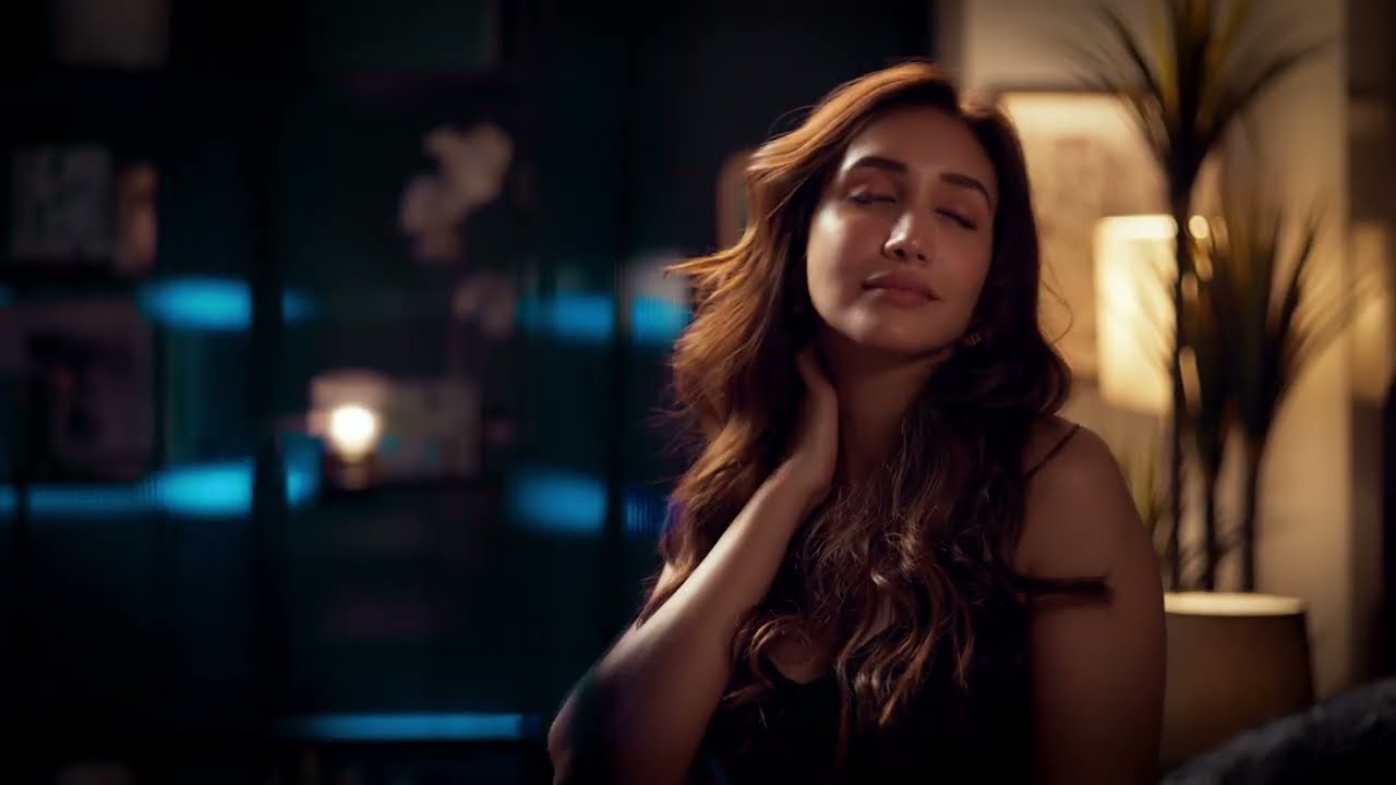 Beardo Whisky Smoke Ft. Shreya Chaudhry | Director by Kaysu kumar