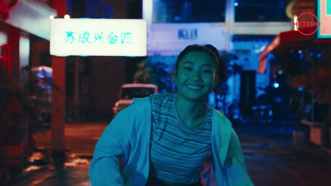 Hetero | Offline Editor by Kewal Vora