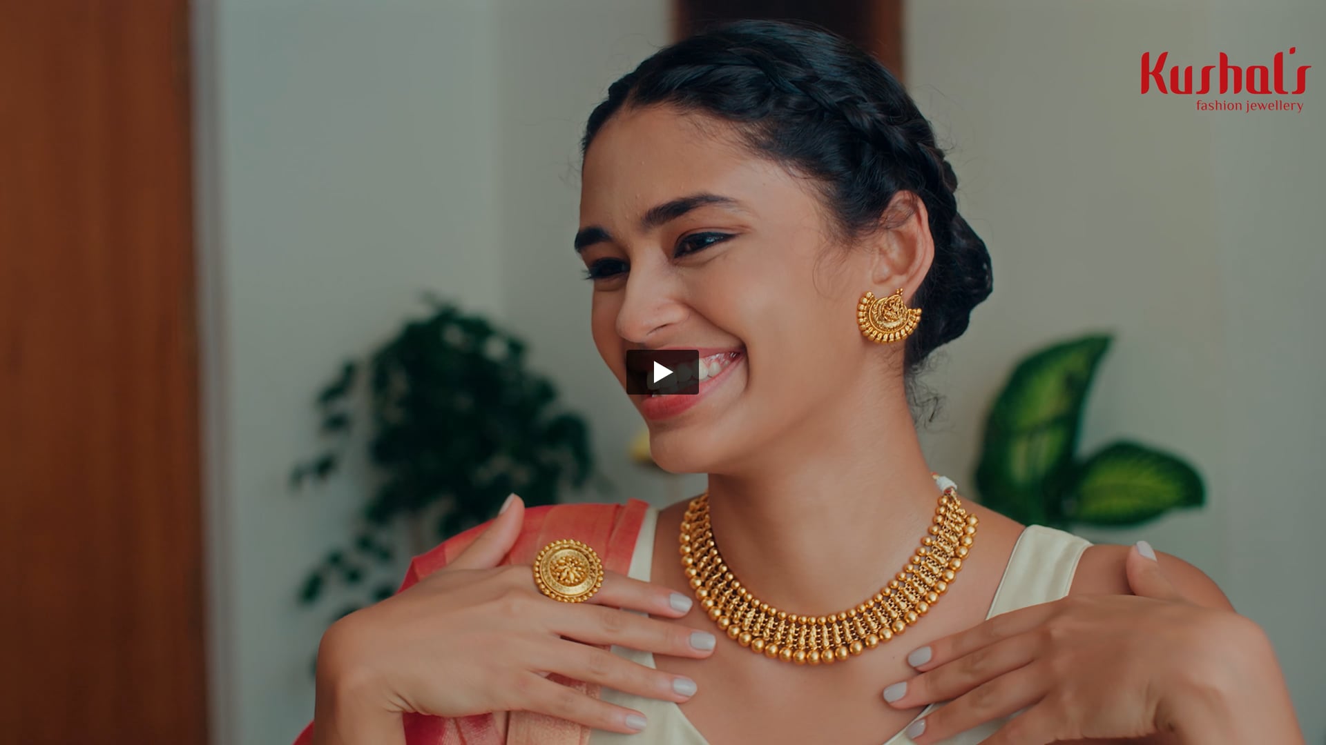 Kushals Jewellery - Onam | Live Sound Recordist by Krishna Murthi