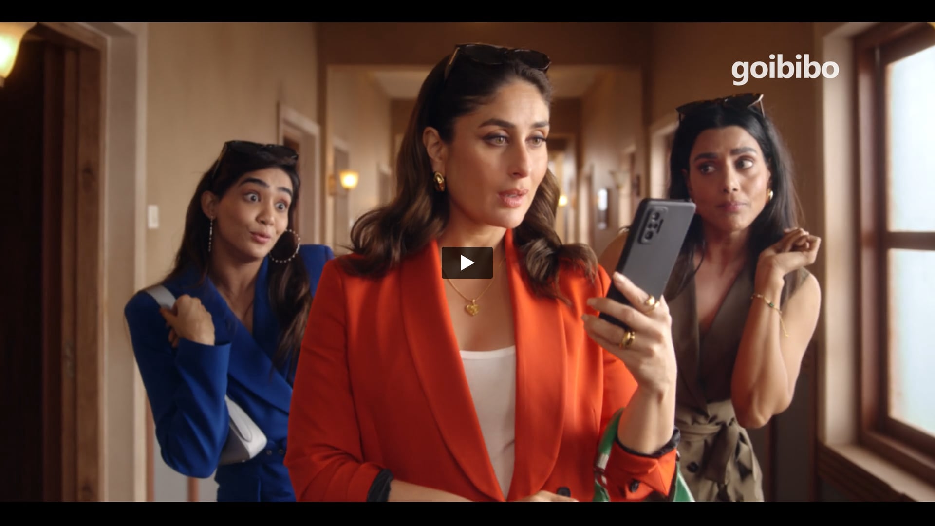 Goibibo Ft. Kareena Kapoor Khan | Hair and Makeup by Mitesh Rajani