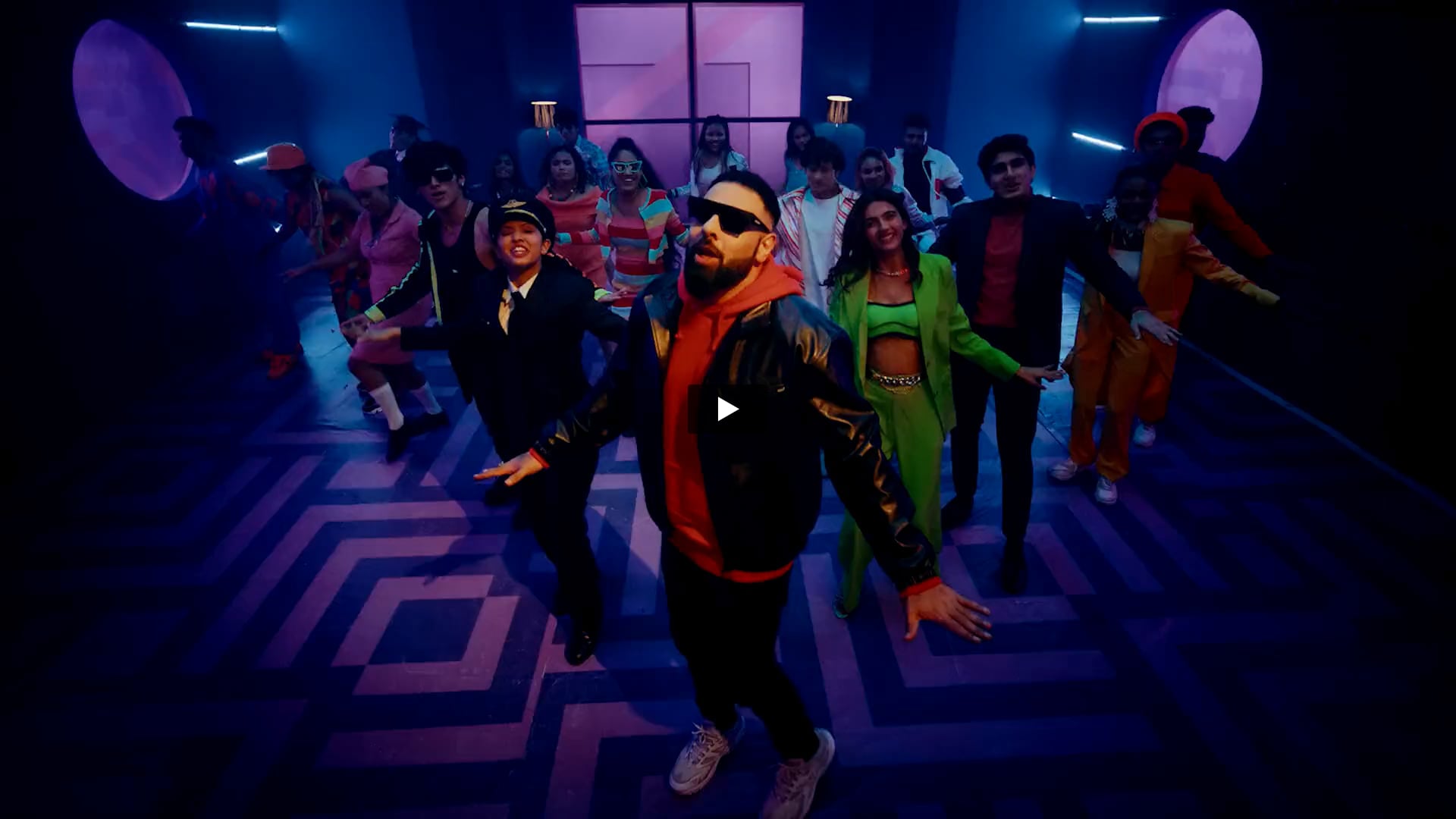 TATA Play Binge - Baccha Baccha Janta Hai | Costume Stylist by Priyanka 