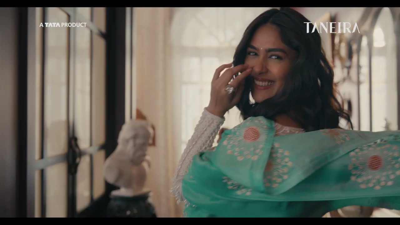 Tata Taneira - The Queen's Collection | Singer by Suman Sridhar