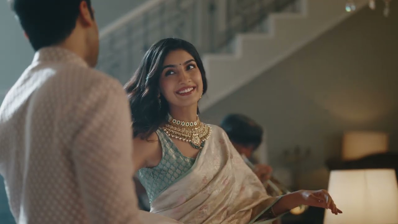 Vummidi Bangaru Jewellers - Bring Your Festive Favourites Home | Singer by Abhijith Rao