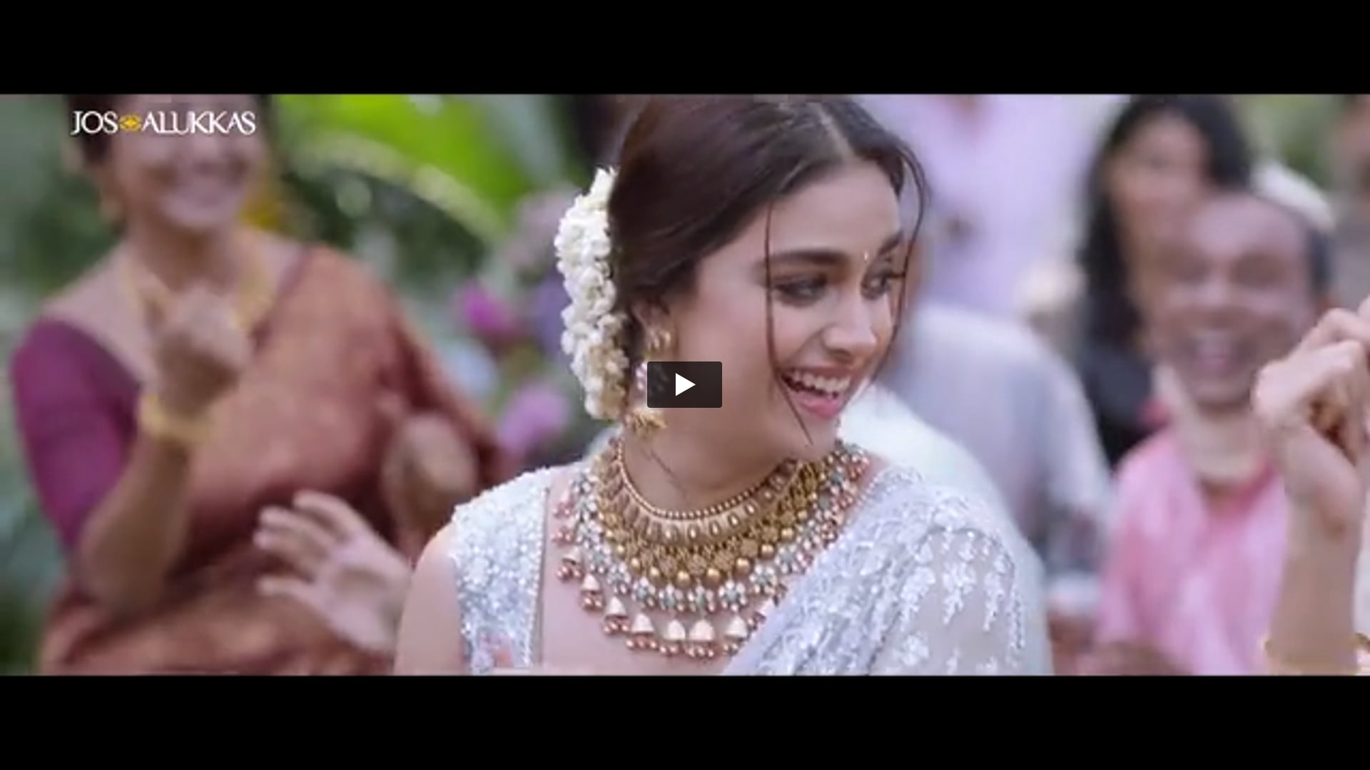 Jos Alukkas - The Perfect Moment | Lyrics by Pinky Poonawala