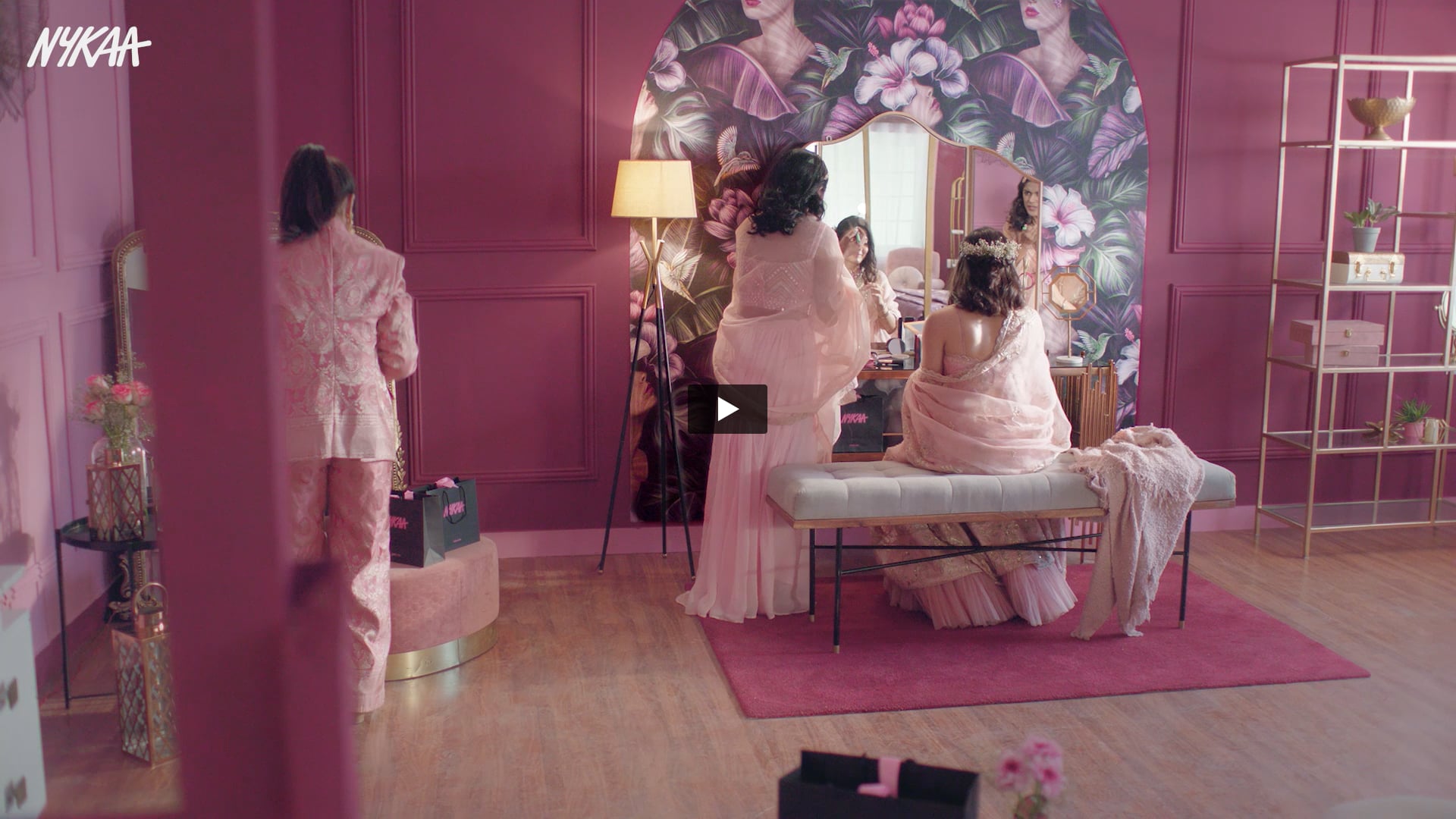 Nykaa - Bachelorette | Costume Assistant by Yuktie 