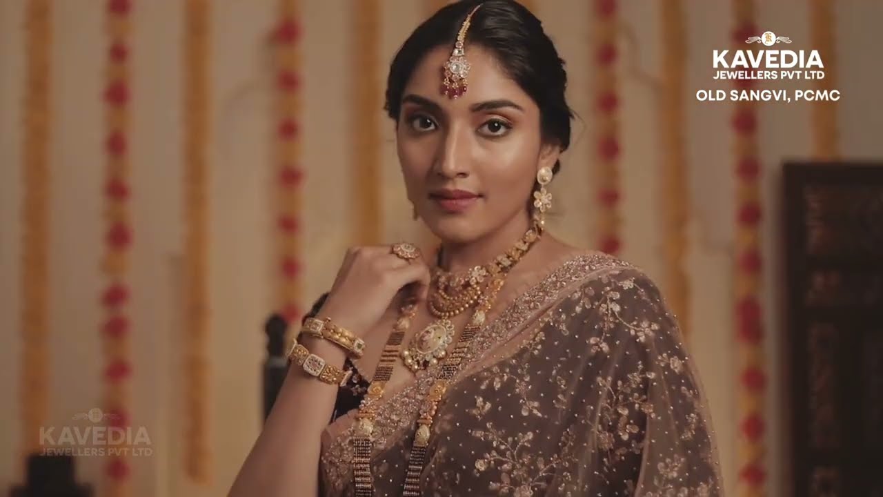 Kavedia Jewellers Pvt Ltd - Best Designer Wedding Collection | HMU Assistant by Prajakta Malvade