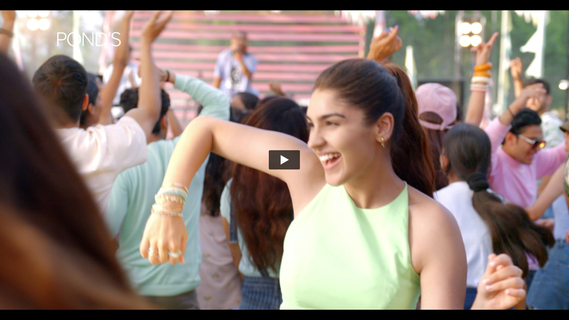 Ponds - Aloe Cooling Talc | Hair and Makeup by Riddhima 