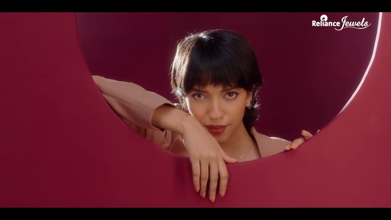 Reliance Jewels - Minimal Office Wear Jewellery Designs | Gaffer by Raka 