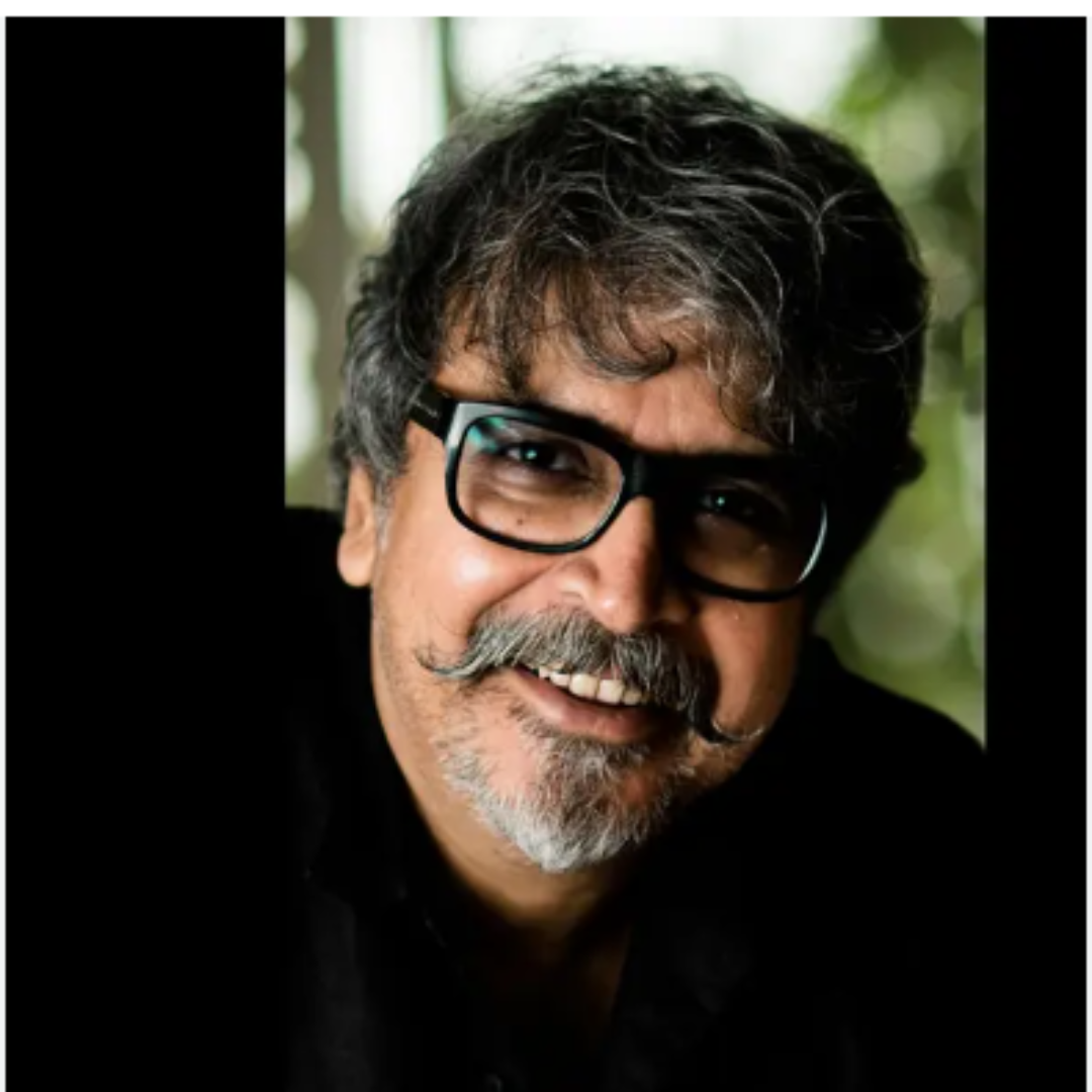 Prasoon Pandey Pandey – Director