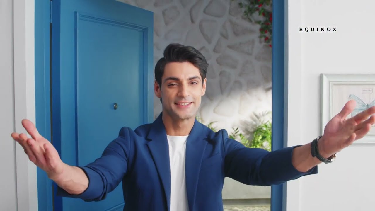 Head and Shoulders - Anti-Dandruff Shampoo | Set Decorator by Reeva Shroff