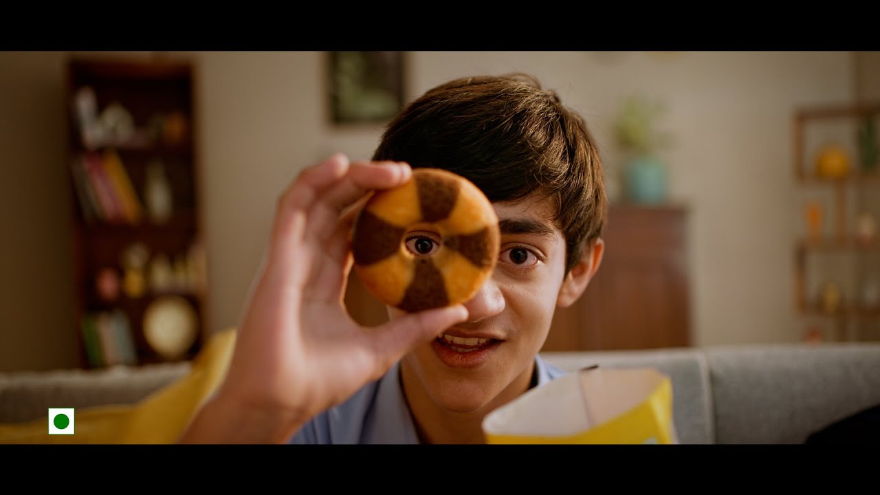 Ziggy - Donut Cake | Hair and Makeup by Mayank 