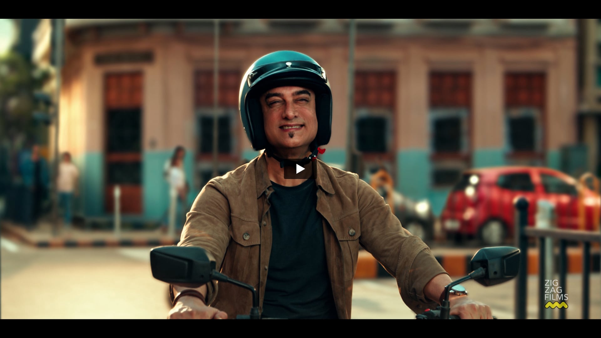 PhonePe - Ft. Aamir Khan | First AC by Sathanand Rangaraj