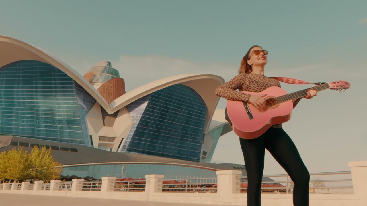 Twin Birds - Leggings Fly Every Day | Photographer by Mahammad Novruzlu