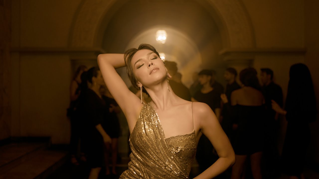 Lakme - Lumi Smooth AHA Serum | Assistant Editor by Saif 