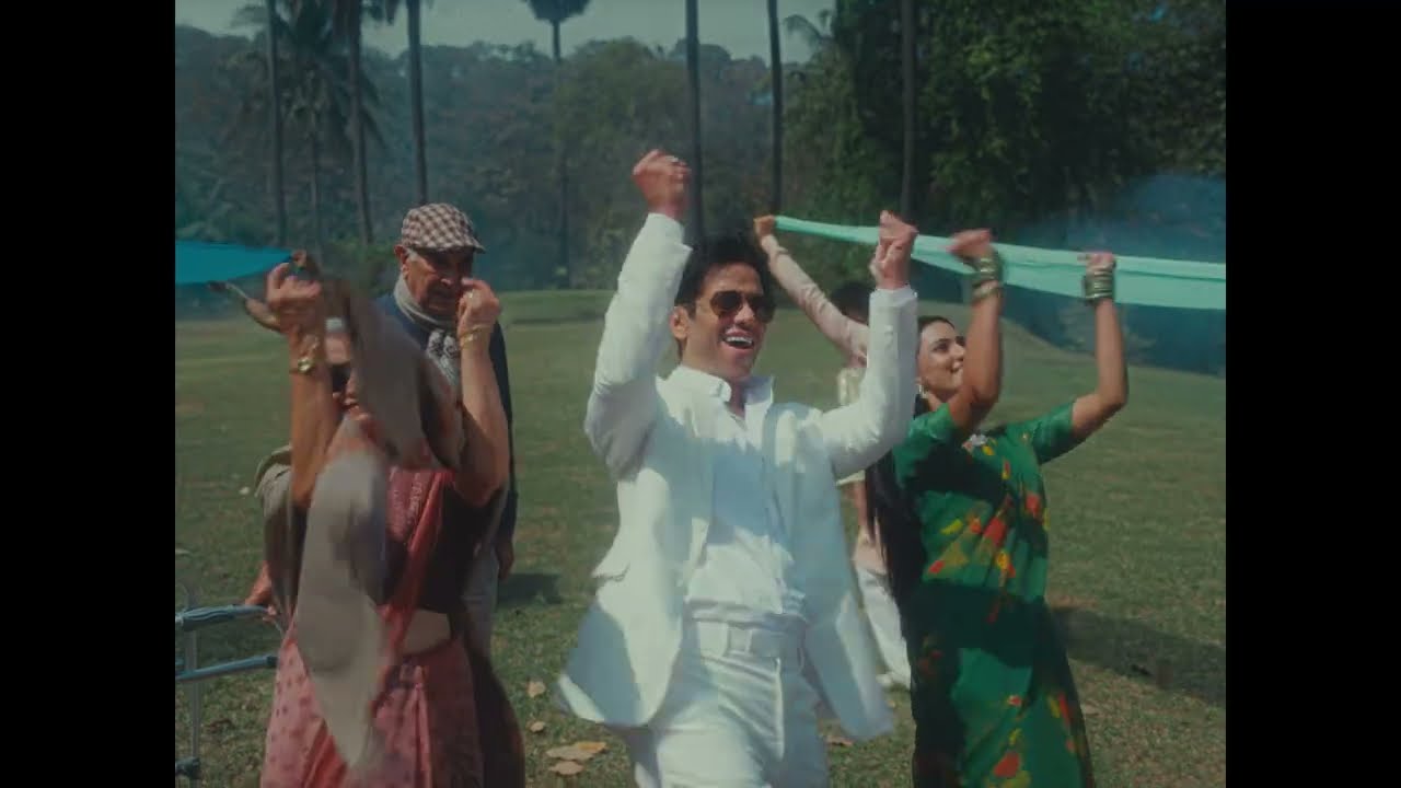 Swiggy Instamart - Pyaar ka Insta Tohfa Ft. Tusshar Kapoor | Director by Sumit Ghidiyal