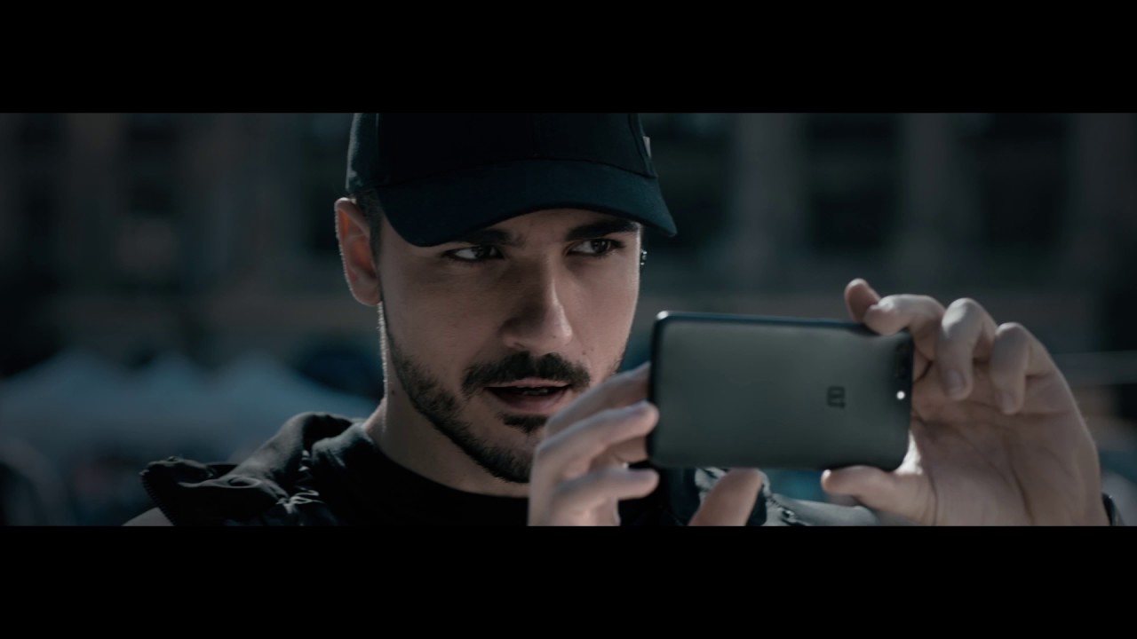 Amazon - OnePlus 5 | Director by Alejandro Toledo