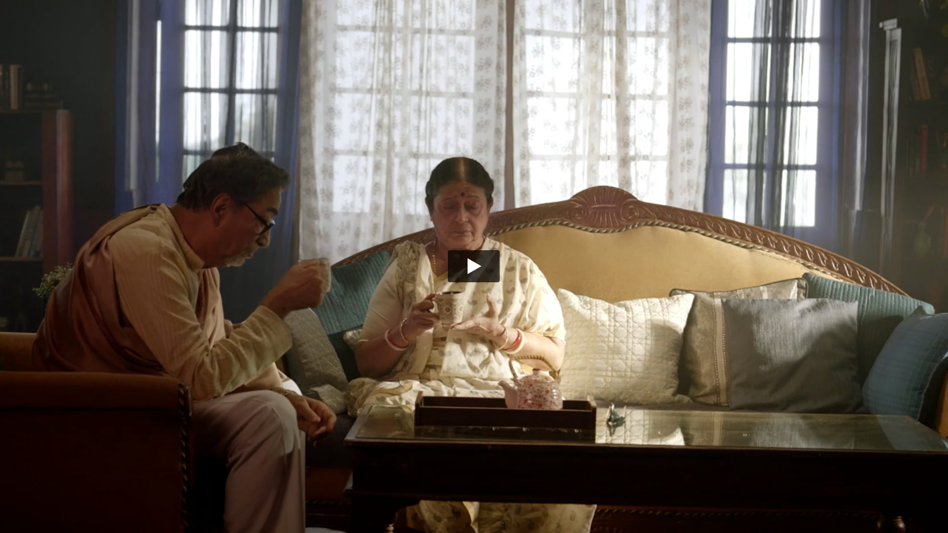 JustMyRoots | Focus Puller by Satyam Gupta