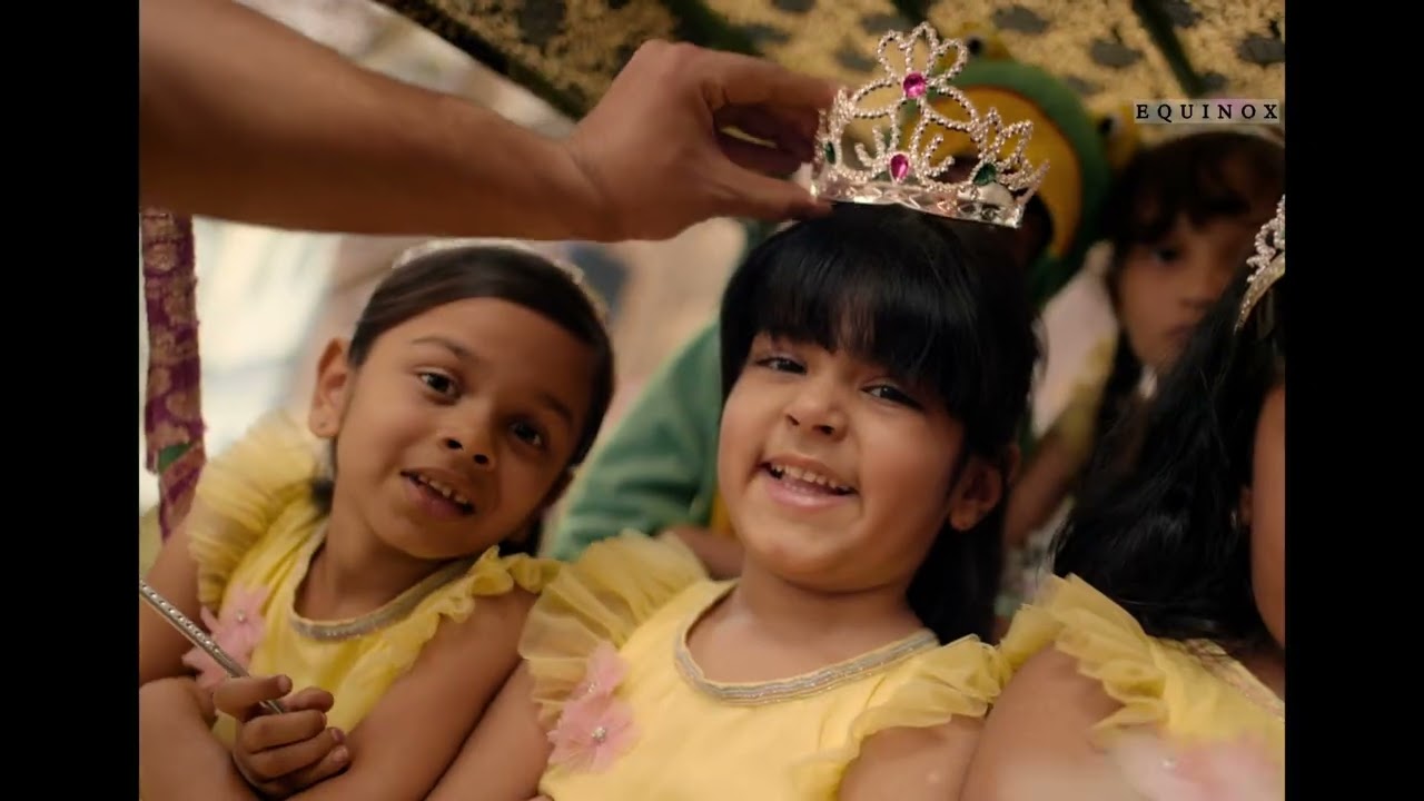 Porter - Ho Jaega | Set Decorator by Jinal Jain