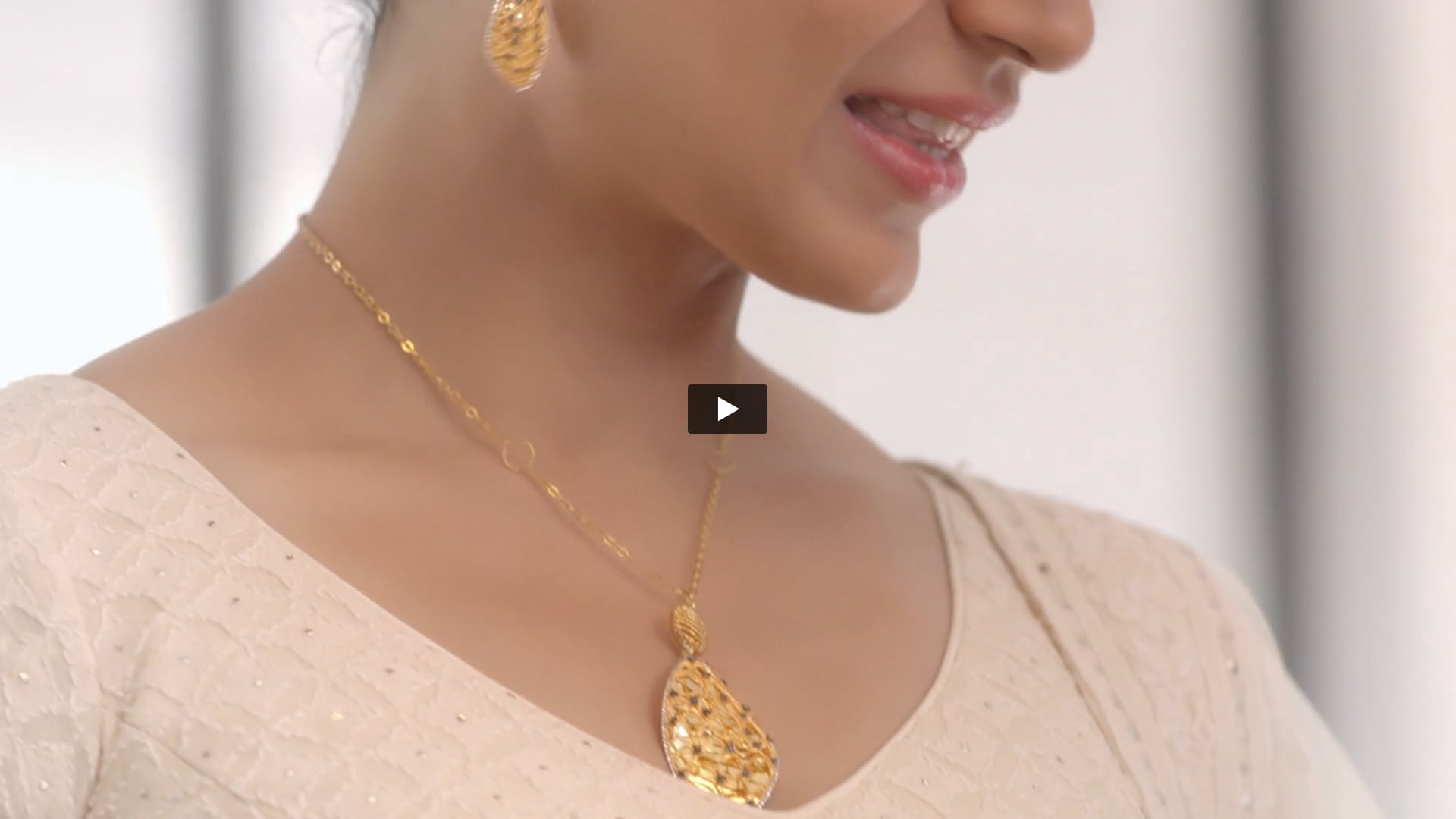 Damas Jewellery - Avani Extraordinary, Never Ordinary | Post Producer by Akriti Sahni