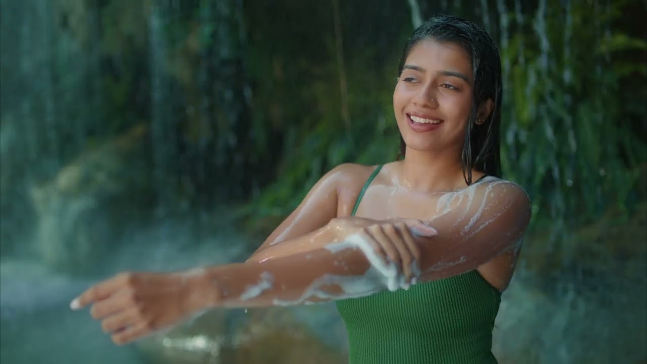 Cinthol foam body wash | Costume Stylist by Chanyaphat Sakchalantorn