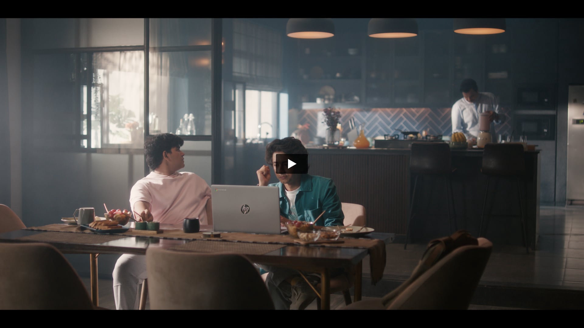 HP - Chromebook Google Workspace | Costume Assistant by Priyanka Saboo