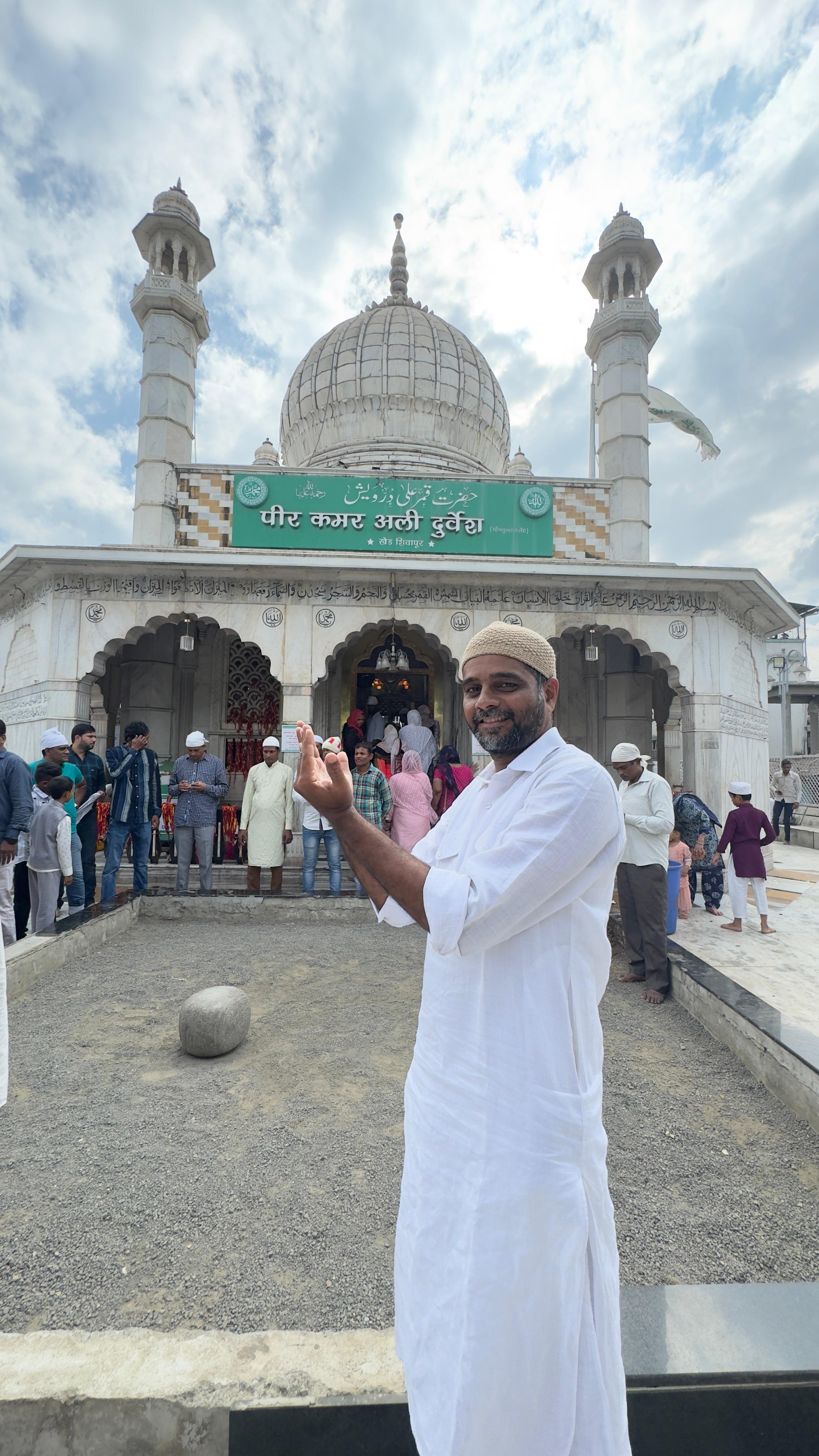 Parvesh Shaikh  – Gaffer