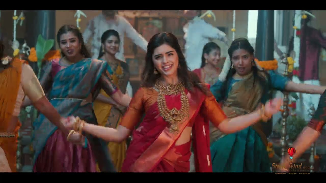 NAVAMANI GOLD AND DIAMONDS | Colourist by Veeraragavan 