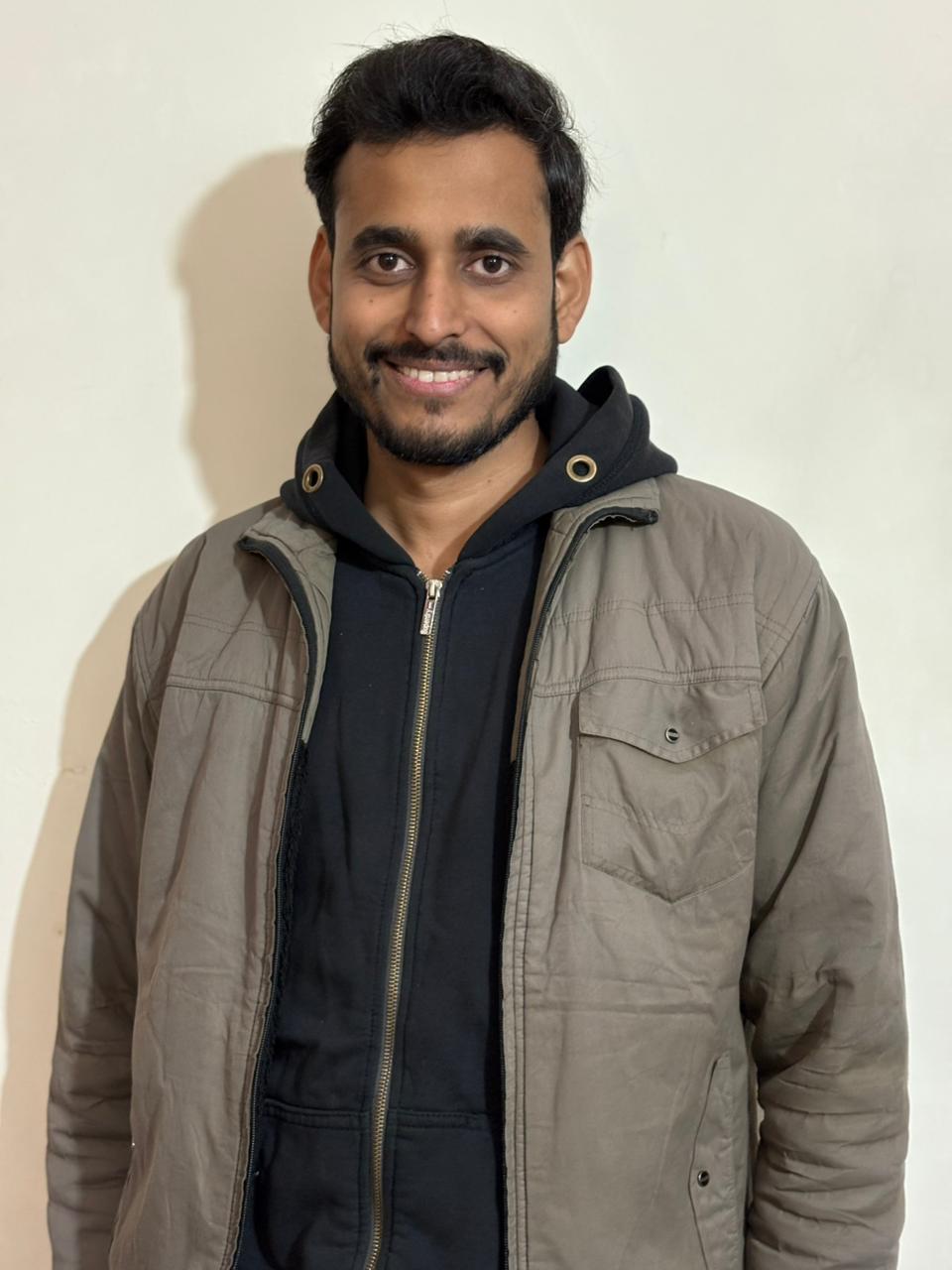 Deepak Pandey – Lead Actor