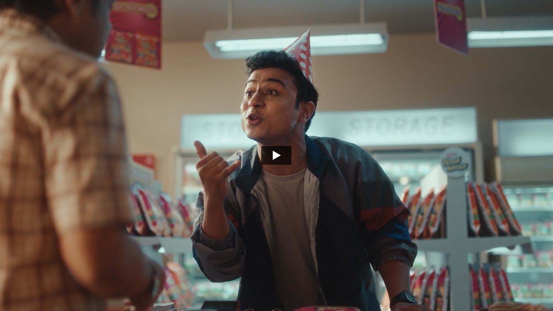 Bingo Tedhe Medhe | Background Artist Coordinator by Munna 