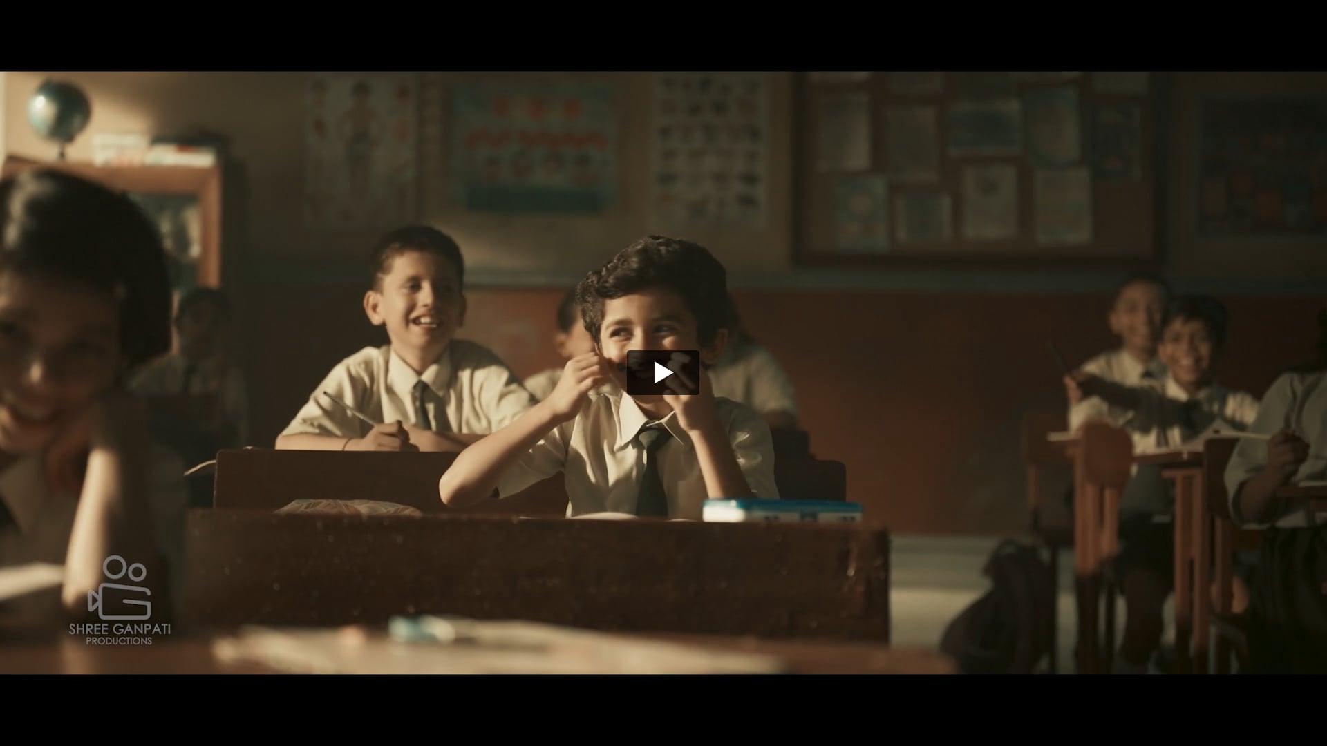 PVR INOX - Upar Dehko Bada Dekho | Costume Assistant by Reshma 